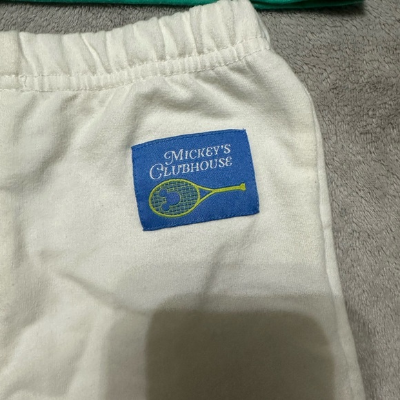 Disney Baby Green Shirt and white short set - Picture 5 of 6